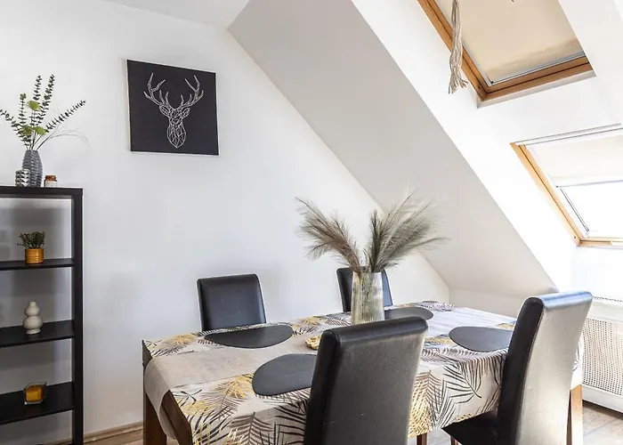 Gozsdu White Raven 504 With Free Underground Parking *