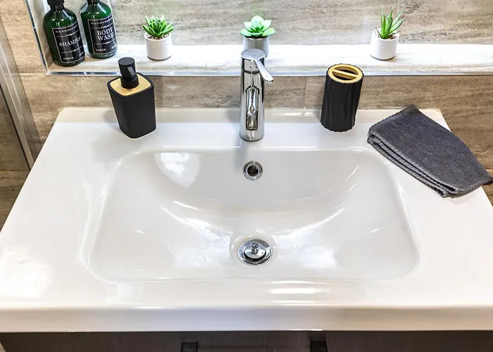 Gozsdu White Raven 504 With Free Underground Parking شقة