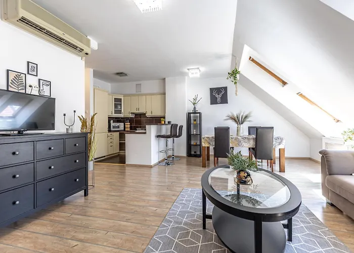 Gozsdu White Raven 504 With Free Underground Parking شقة