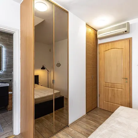 Apartmán Gozsdu White Raven 504 With Free Underground Parking *