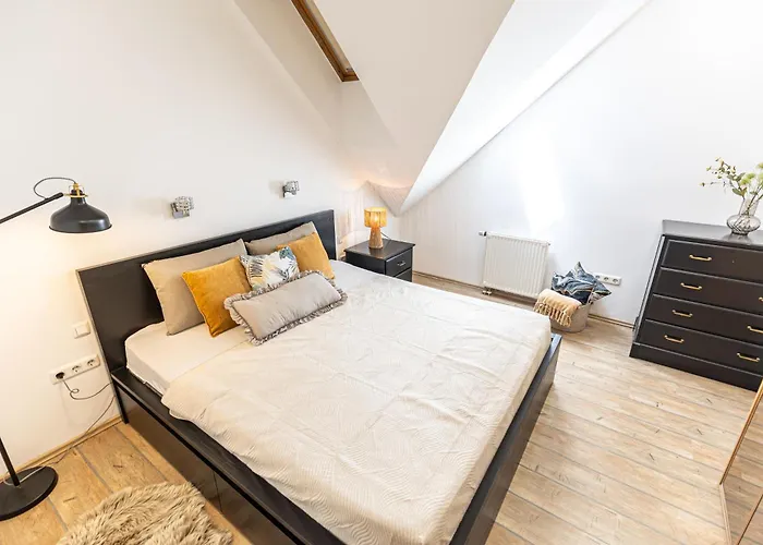 Gozsdu White Raven 504 With Free Underground Parking Appartamento *